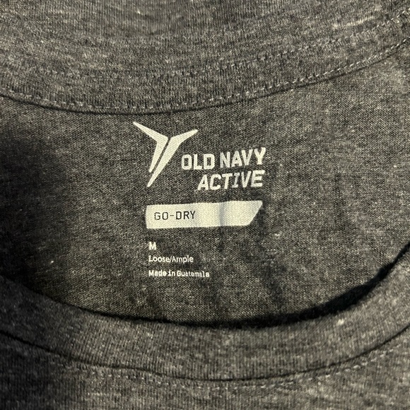 Gray Old Navy Active Tank Top Size medium - Picture 2 of 3